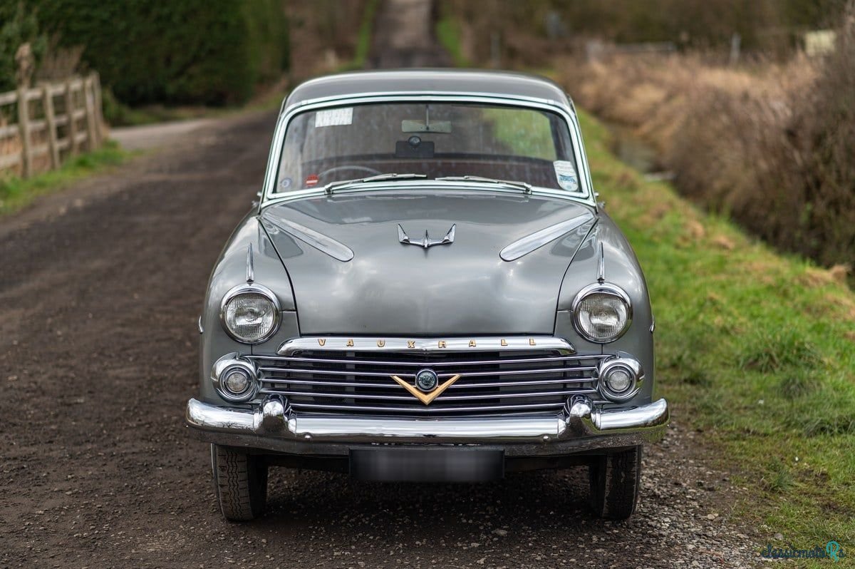 1957' Vauxhall Velox photo #2