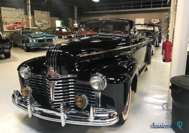 1941' Pontiac Deluxe photo #4