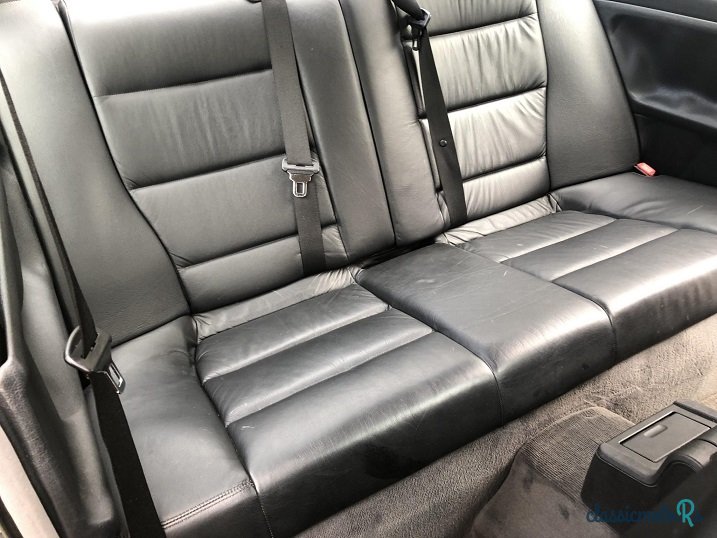 1992' BMW 325 photo #6