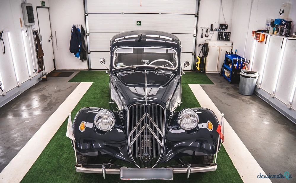 1955' Citroen BL11 Traction photo #3