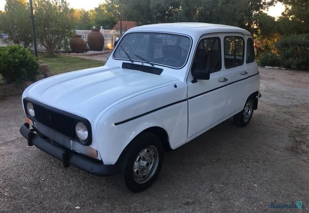 1984' Renault 4 photo #2