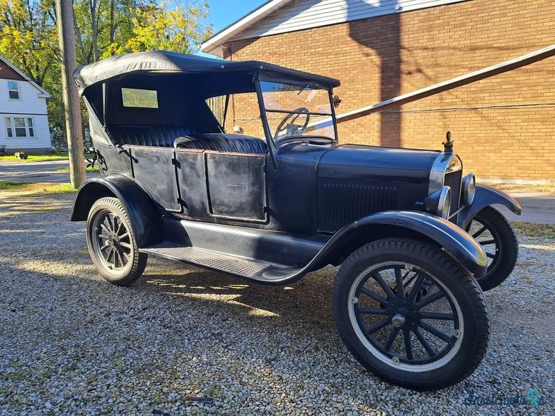 1926' Ford Model T Touring photo #2