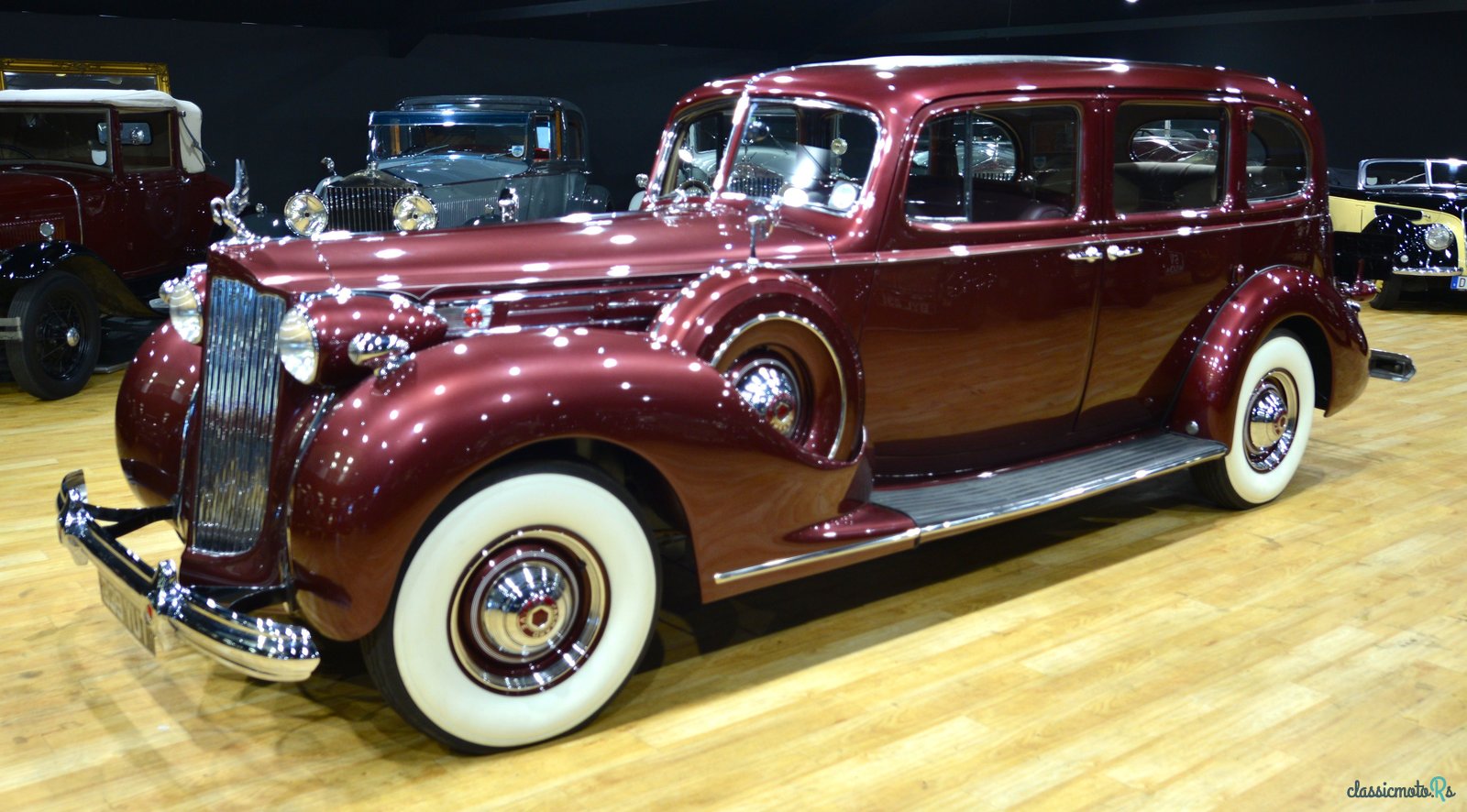 1939' Packard 12 Touring Sedan photo #3