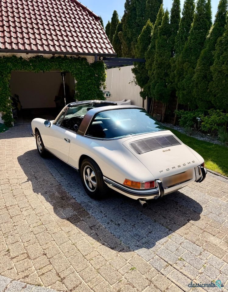 1968' Porsche 911 photo #2