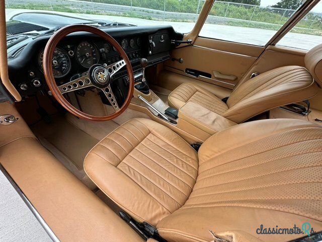 1970' Jaguar E-Type photo #2