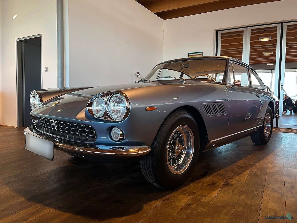 1965' Ferrari 330 GT photo #1