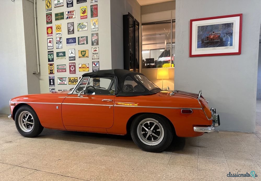 1971' MG MGB photo #4