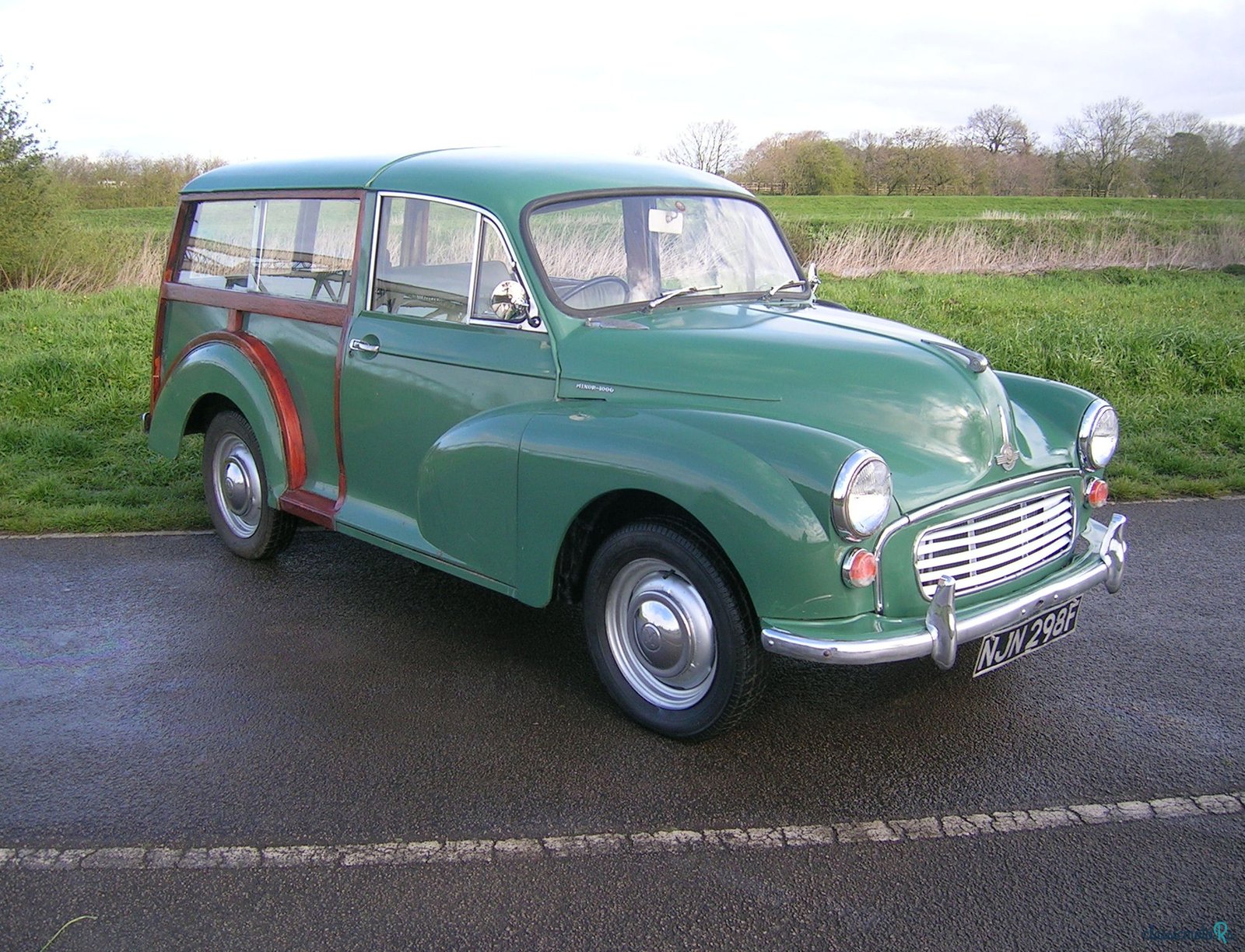 1968' Morris Minor photo #3