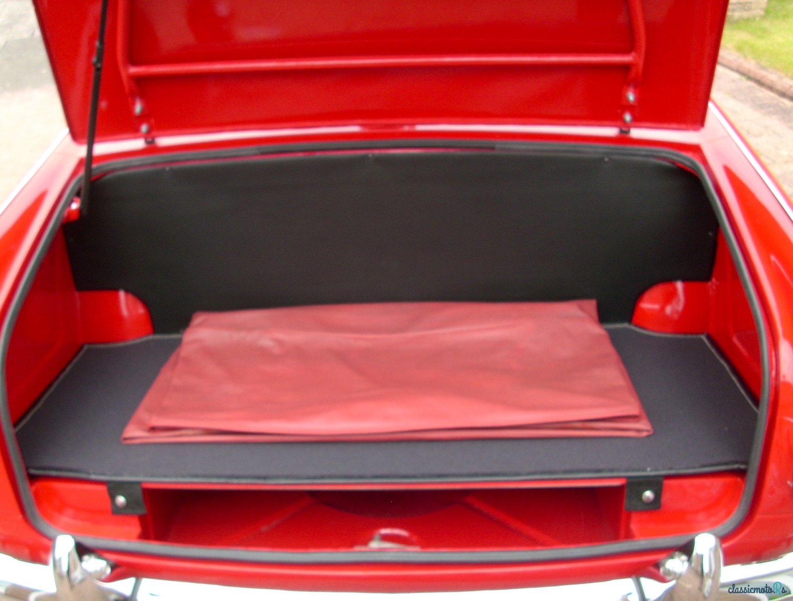 1962' Triumph Tr4 photo #5