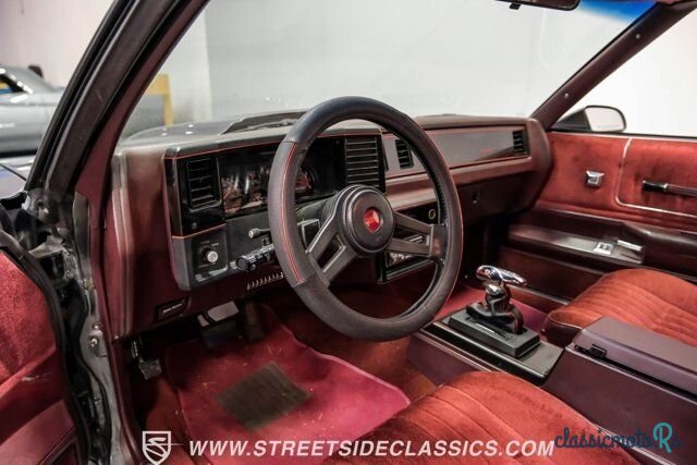 1988' Chevrolet Monte Carlo photo #4