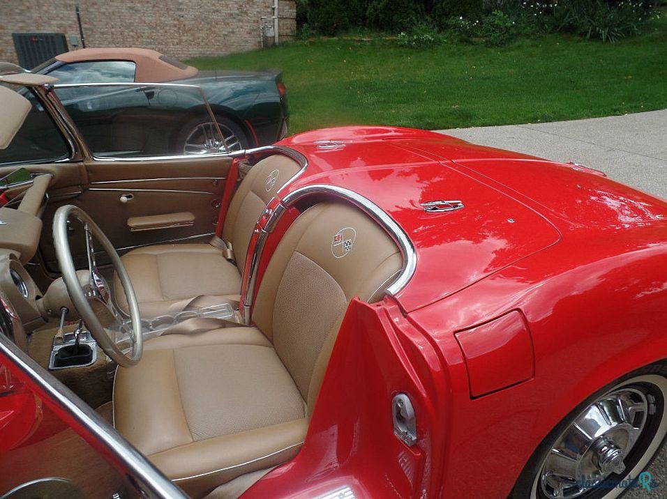 1962' Chevrolet Corvette photo #3