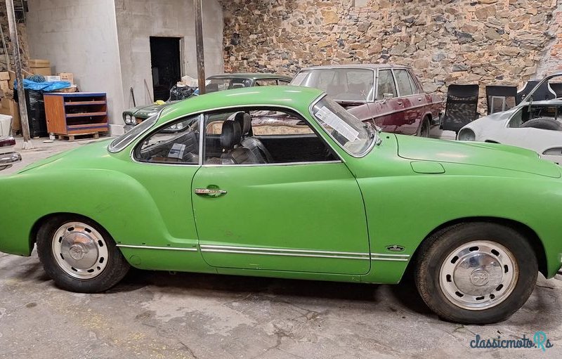1972' Volkswagen Karmann Ghia photo #2