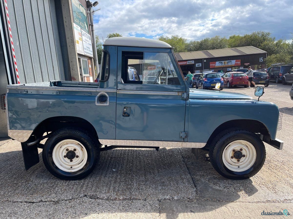1978' Land Rover Series III photo #3