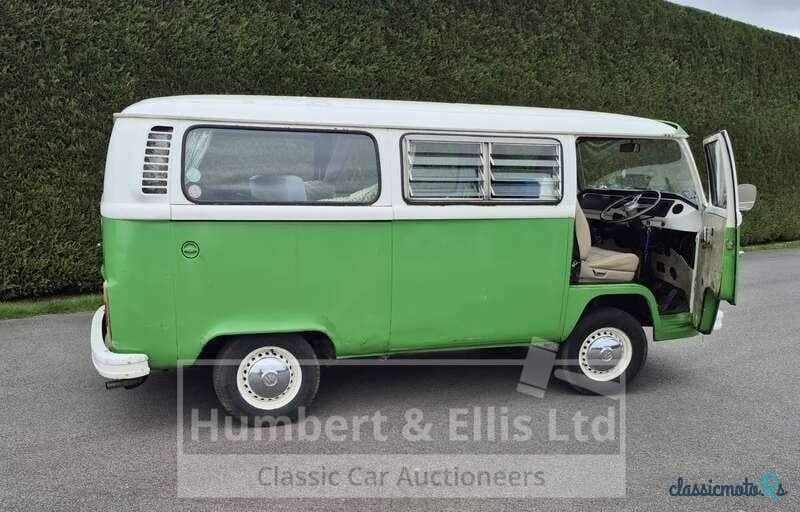 1977' Volkswagen Camper photo #5