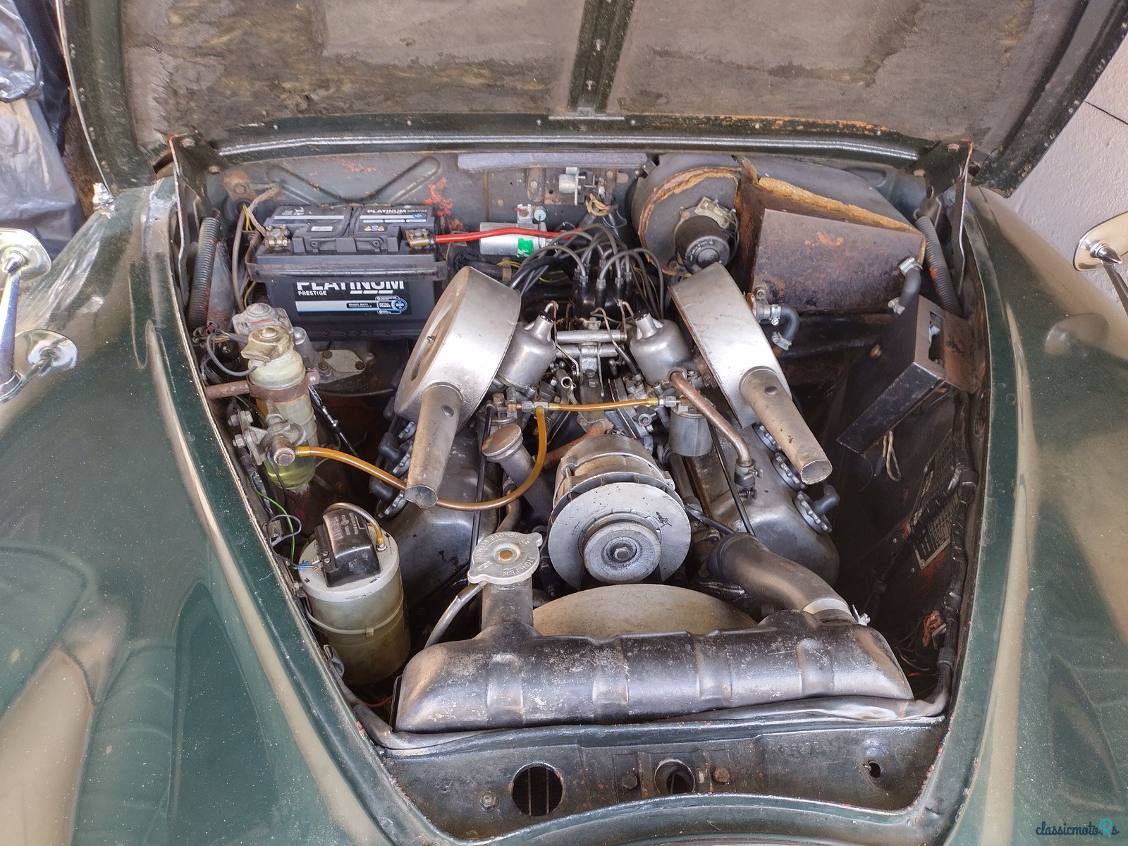 1969' Daimler 250 V8 photo #3