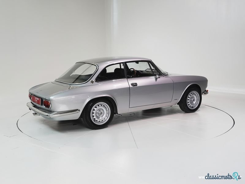 1969' Alfa Romeo 1750 GT Veloce Bertone '69 CH5510 photo #2