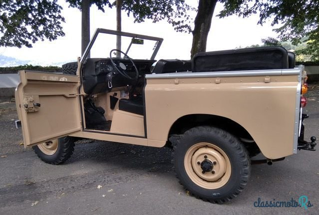 1977' Land Rover Serie III photo #6