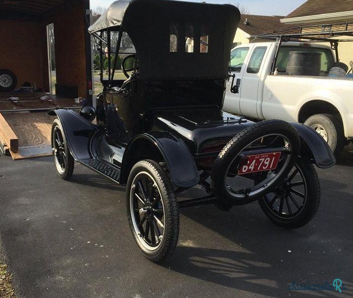 1920' Ford Model T photo #1