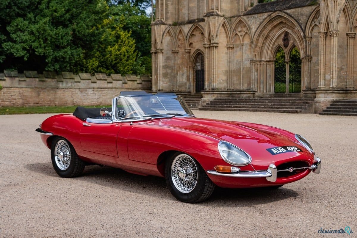 1967' Jaguar E-Type photo #1