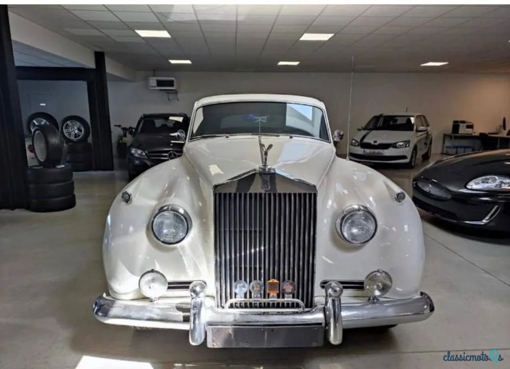 1961' Rolls-Royce Phantom photo #1