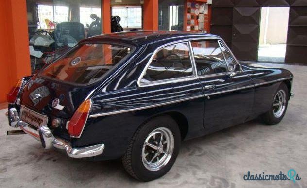 1971' MG MGB Gt photo #3