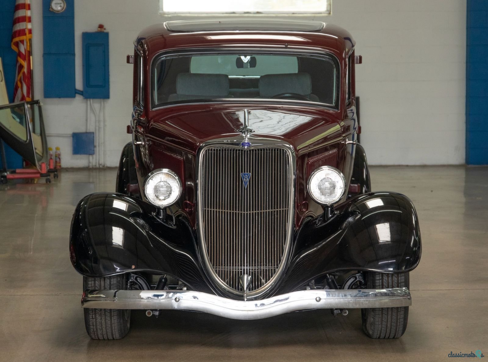 1935' Ford 5 Window photo #4