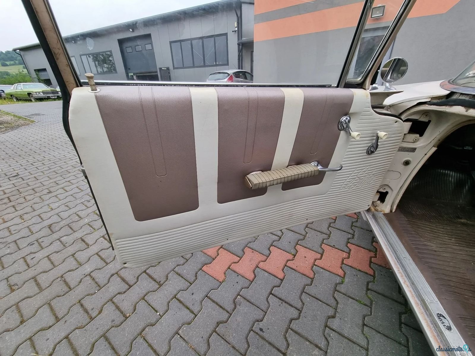 1960' Buick Le Sabre photo #4