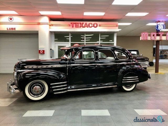 1941' Chevrolet Master Deluxe photo #2
