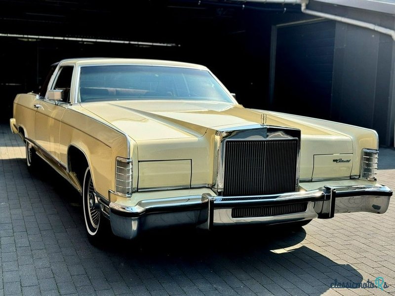 1979' Lincoln Town Car photo #2