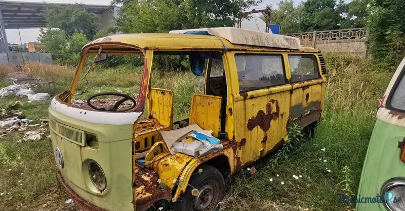 1976' Volkswagen Transporter photo #3