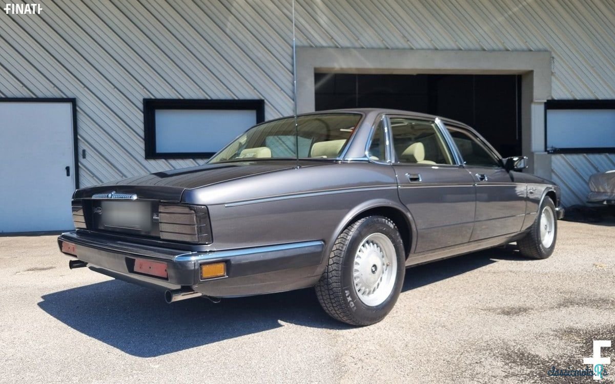 1988' Jaguar Sovereign photo #4