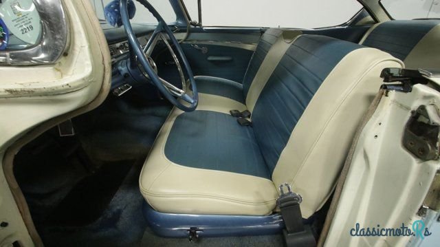1957' Ford Fairlane photo #3