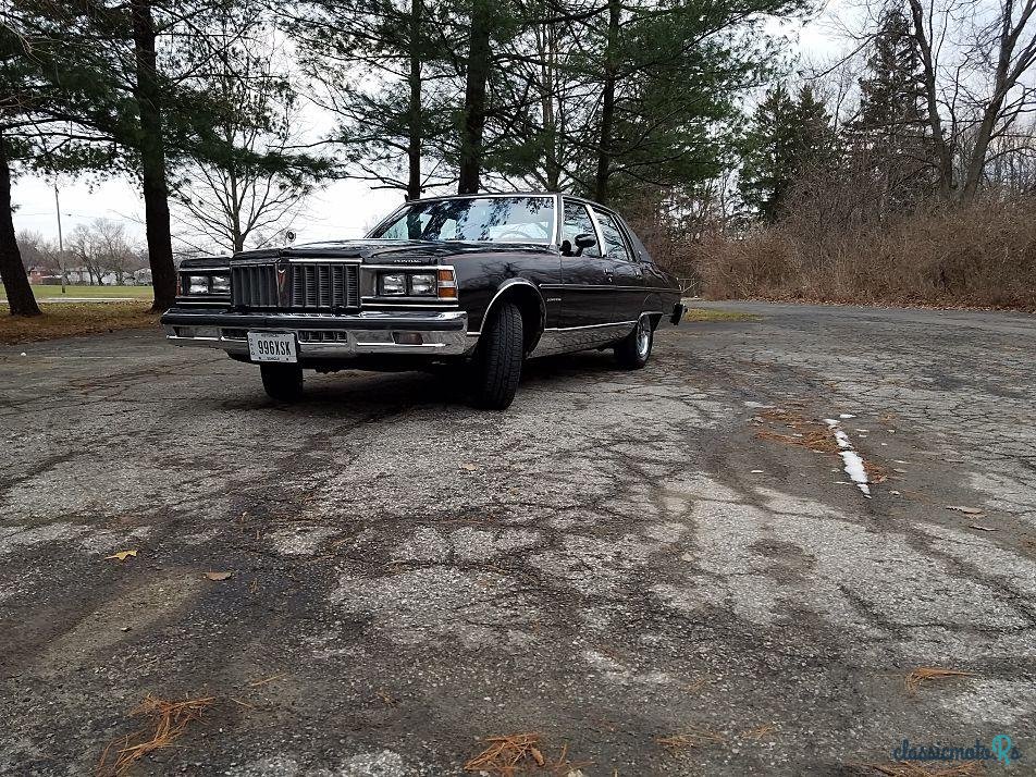 1979' Pontiac Bonneville photo #1