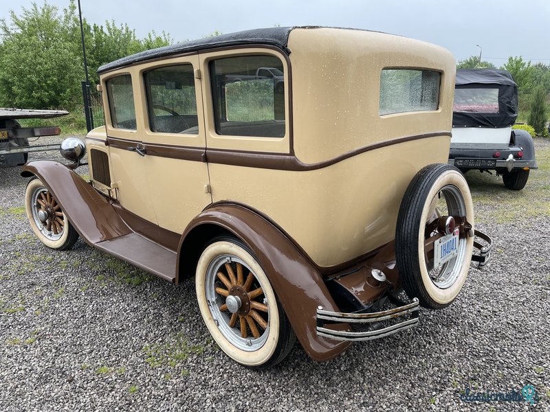 1929' Plymouth Model U photo #4