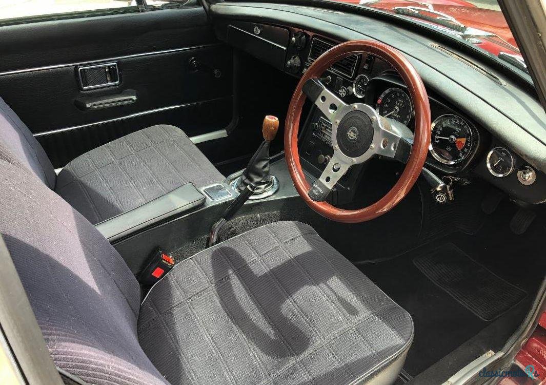 1973' MG Mgb Gt photo #4