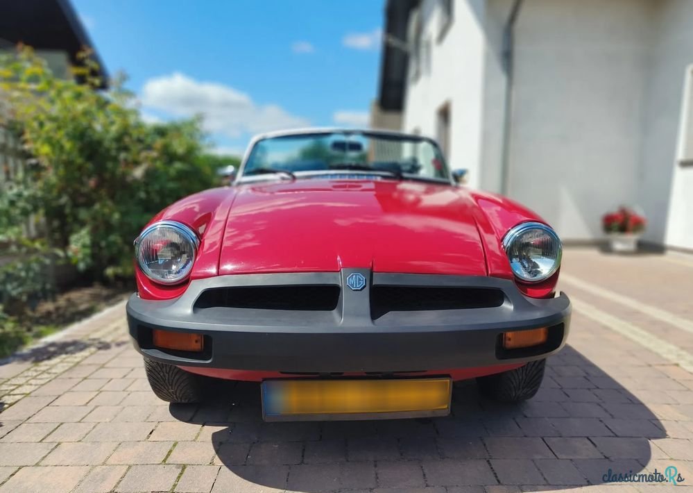1977' MG MGB photo #3