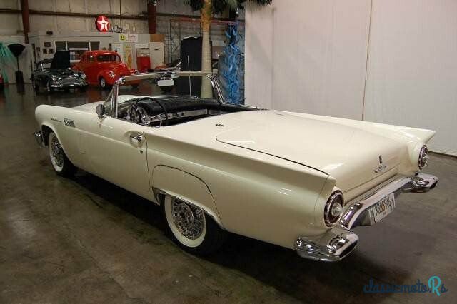 1957' Ford Thunderbird photo #5