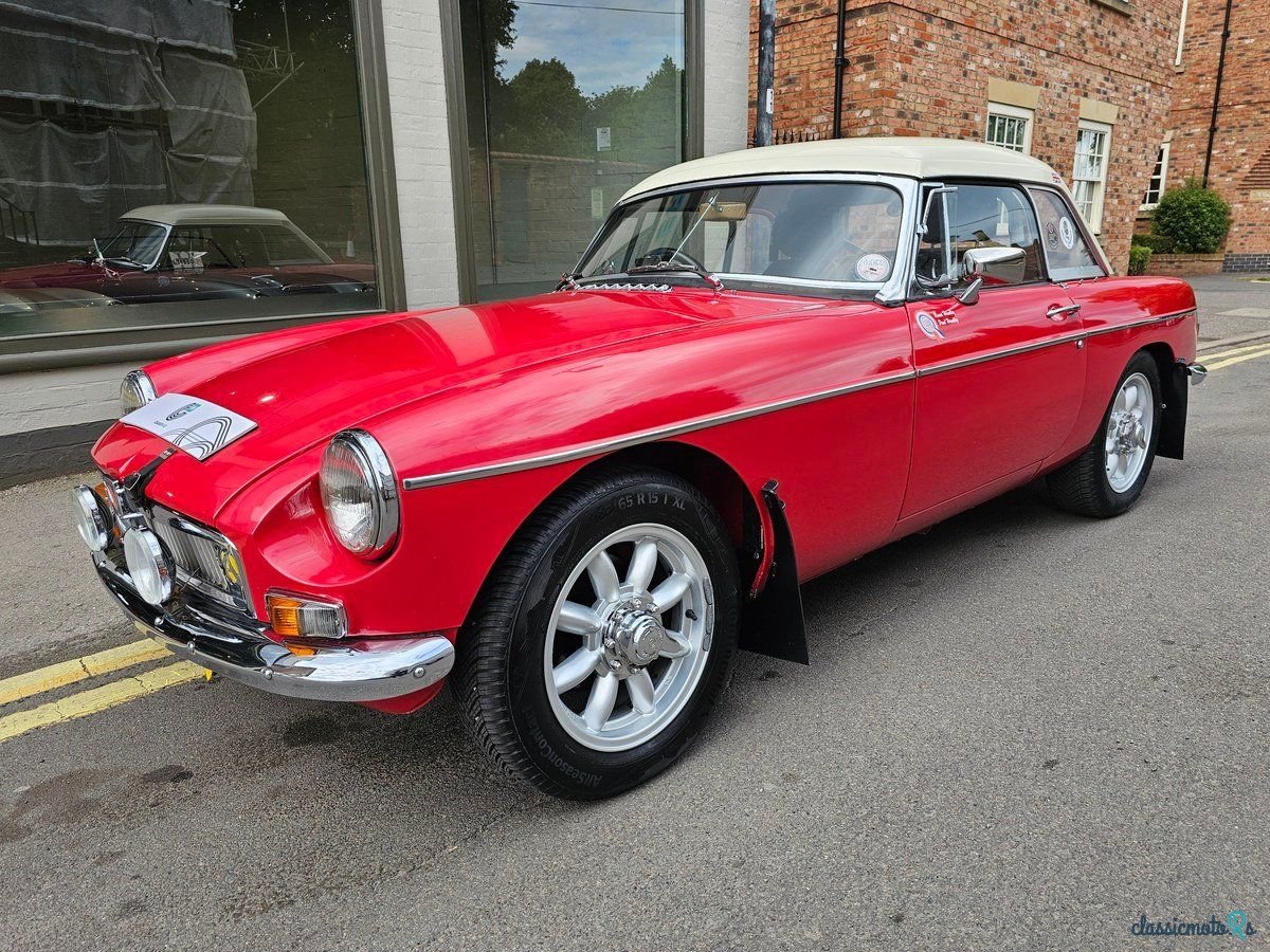 1966' MG MGB photo #2