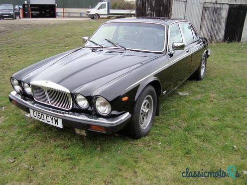 1986' Daimler Double Six Series 3 photo #2