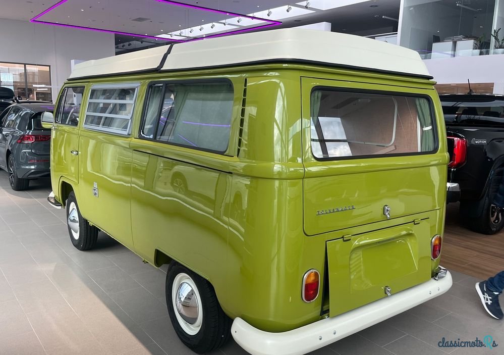 1969' Volkswagen T2 Westfalia photo #6