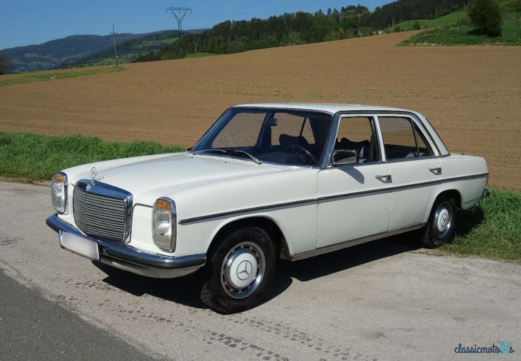 1974' Mercedes-Benz 230 photo #1