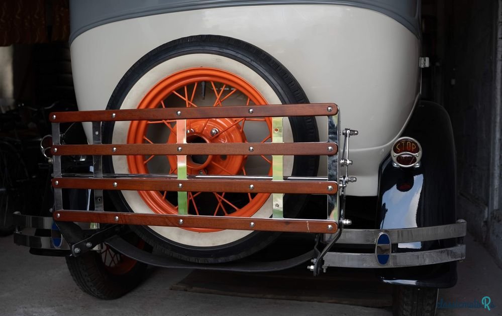 1930' Ford B-Max photo #1