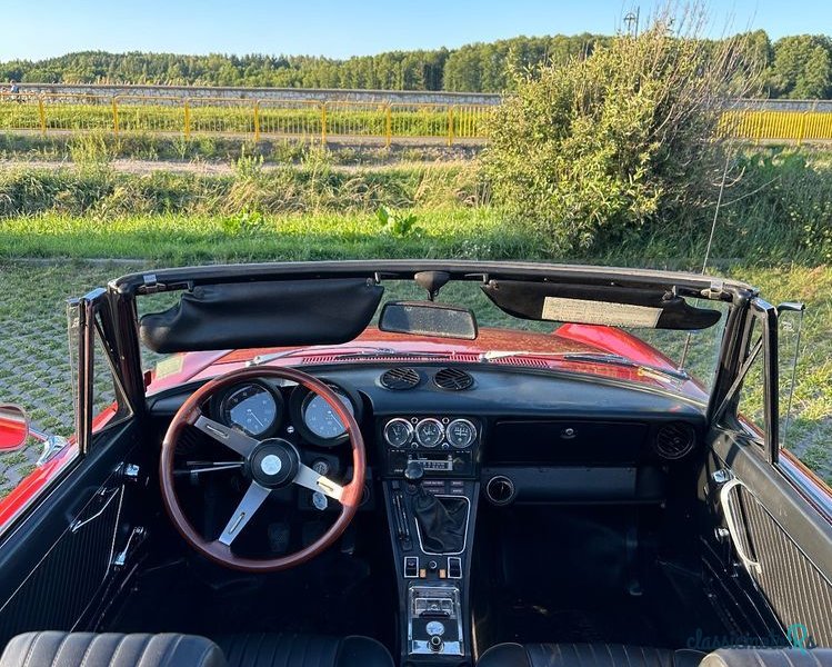 1974' Alfa Romeo Spider 2.0 photo #6