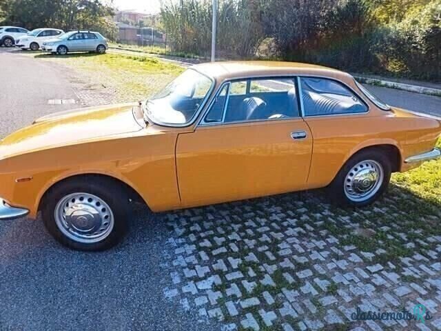 1968' Alfa Romeo GT photo #5