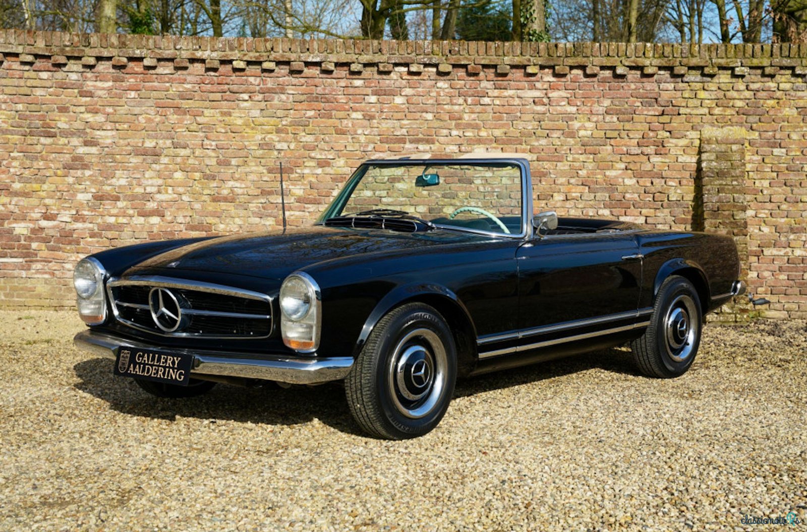 1966' Mercedes-Benz 230 photo #1