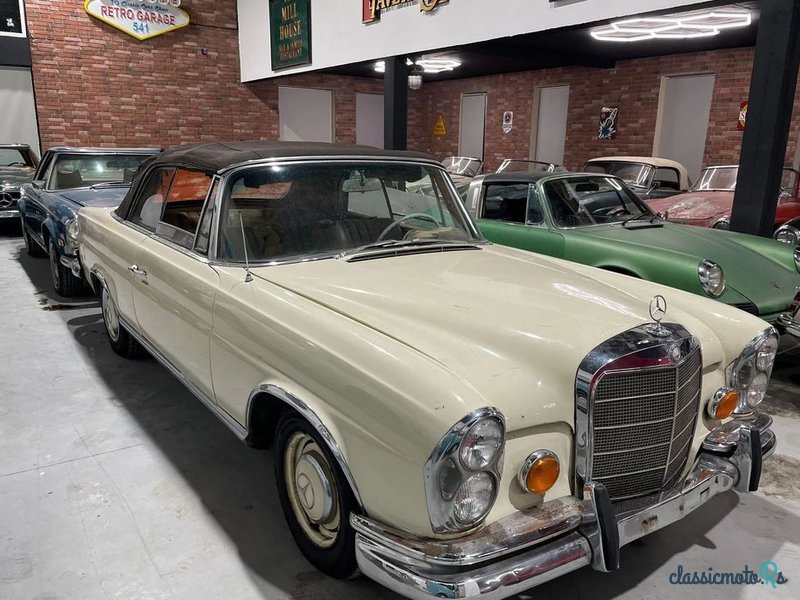 1965' Mercedes-Benz 250SE W111 photo #1