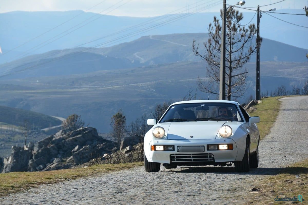 1978' Porsche 928 photo #1