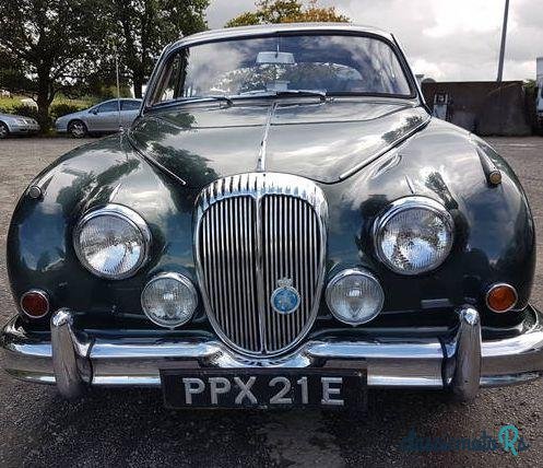 1967' Daimler 250 V8 V8 -250 photo #4