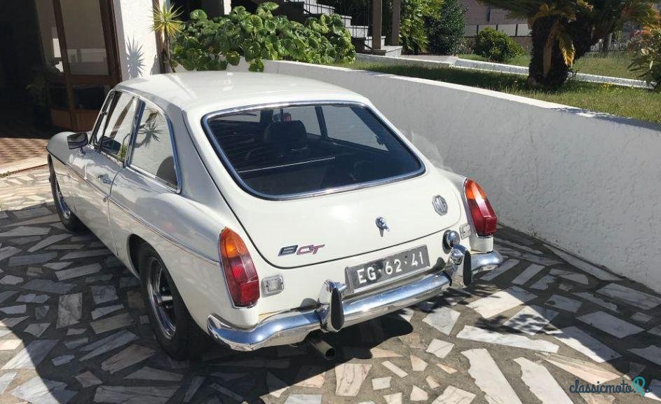 1971' MG MGB photo #1