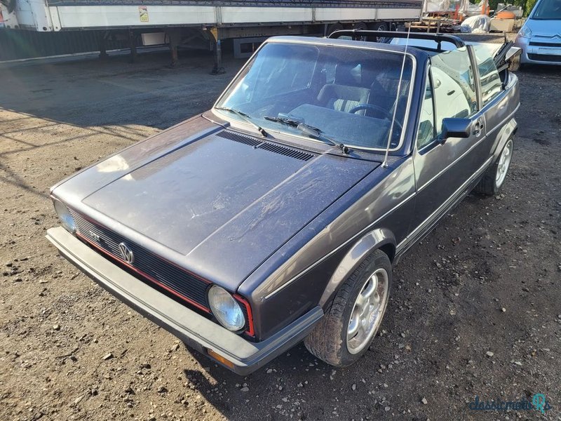 1979' Volkswagen Golf 1.5 C photo #1